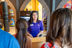 <b>Amazing Mirror Maze/Vault Lazer Challenge</b> - TTA Photo